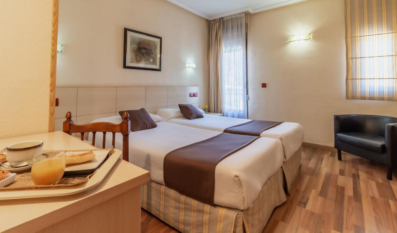 Hostal Rural El Cano By Vivere Stays Alpedrete Exteriör bild