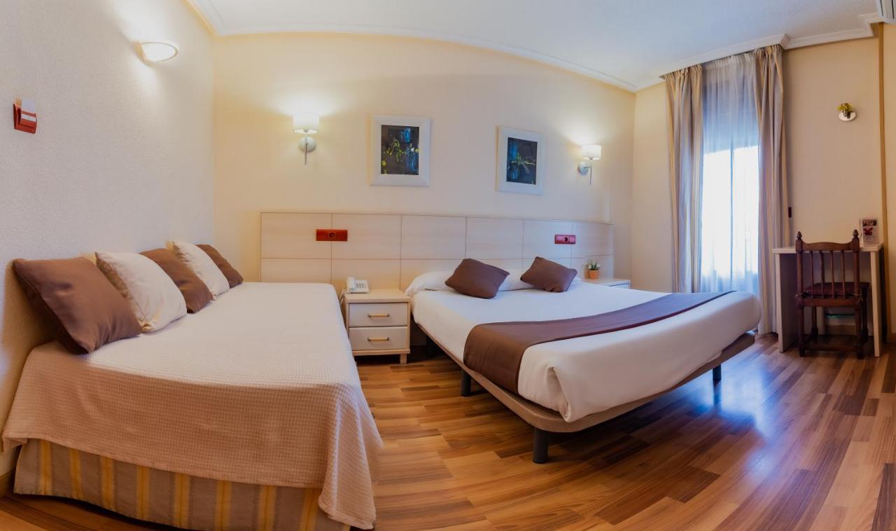 Hostal Rural El Cano By Vivere Stays Alpedrete Exteriör bild