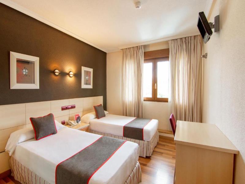 Hostal Rural El Cano By Vivere Stays Alpedrete Exteriör bild