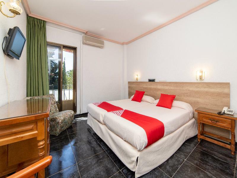 Hostal Rural El Cano By Vivere Stays Alpedrete Exteriör bild