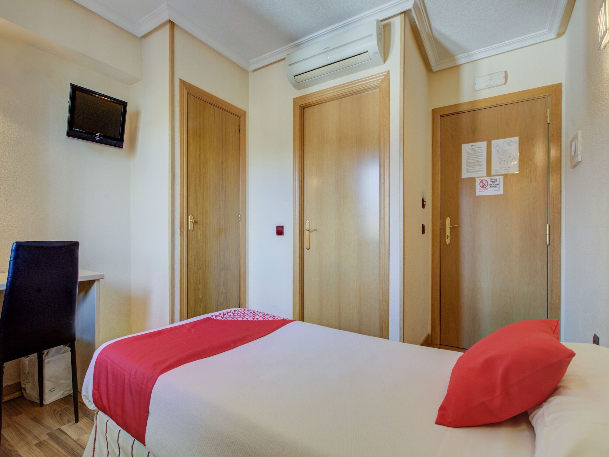Hostal Rural El Cano By Vivere Stays Alpedrete Exteriör bild